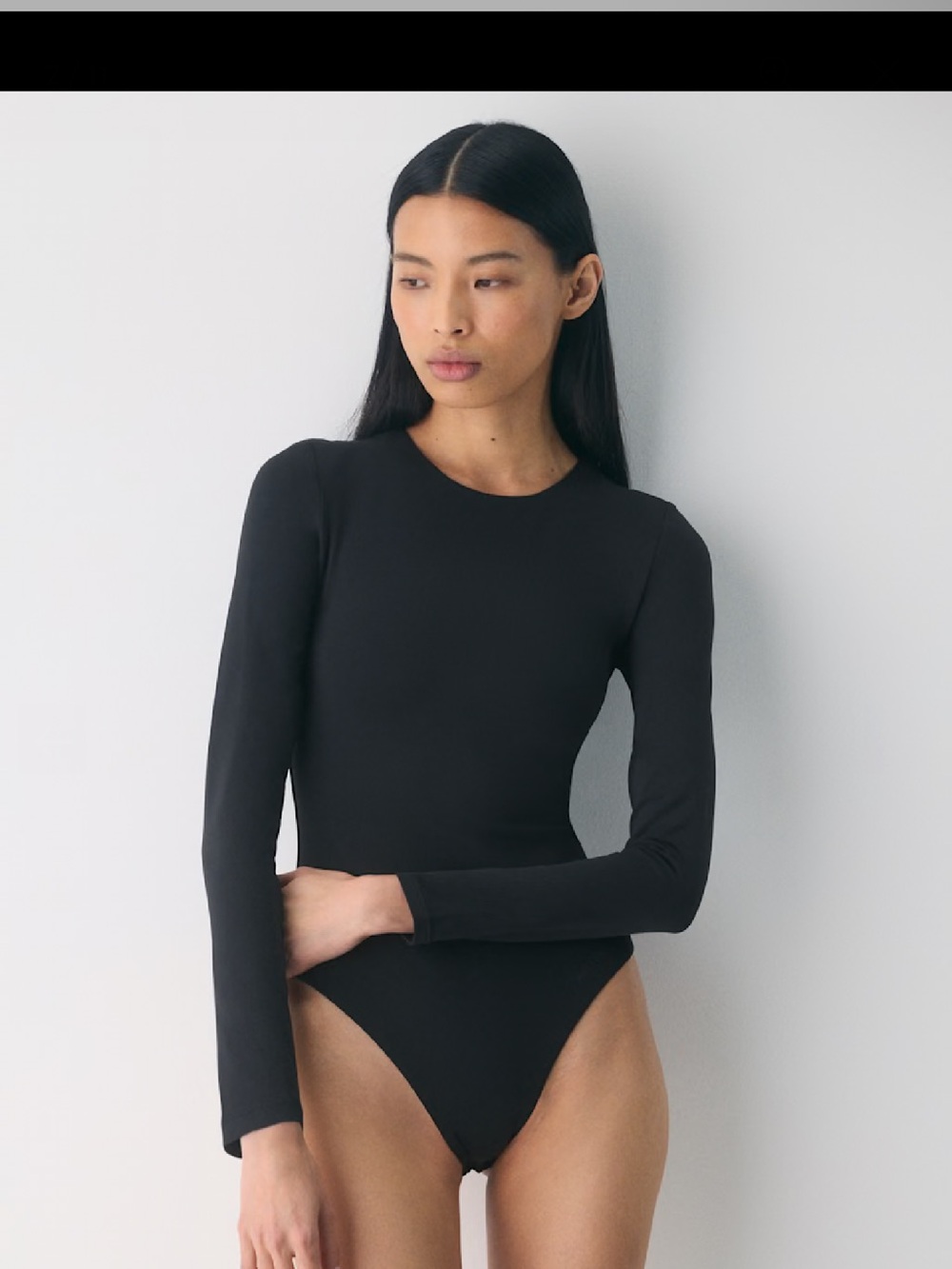 Aritzia contour crew bodysuit - Picture 3 of 3